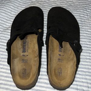 GUC Black suede Birkenstock clogs size 38 narrow (fits US size 7)